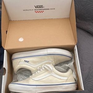 Vans shoes
